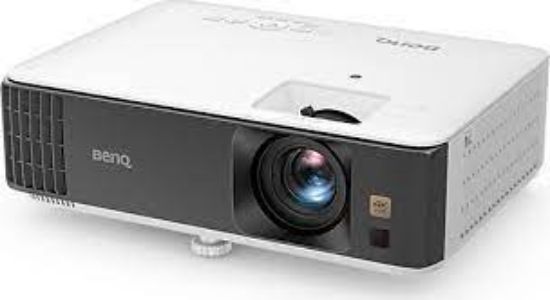 BenQ TK700 3200 ANS 4K UHD 240hz HDR Oyun Eğlence Projektörü 2.5 mt den 100" resmi